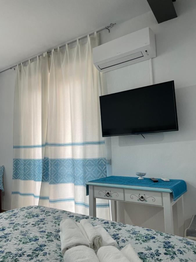 Affittacamere Il Vicoletto Aria Ona Villagrande Strisaili Exterior foto